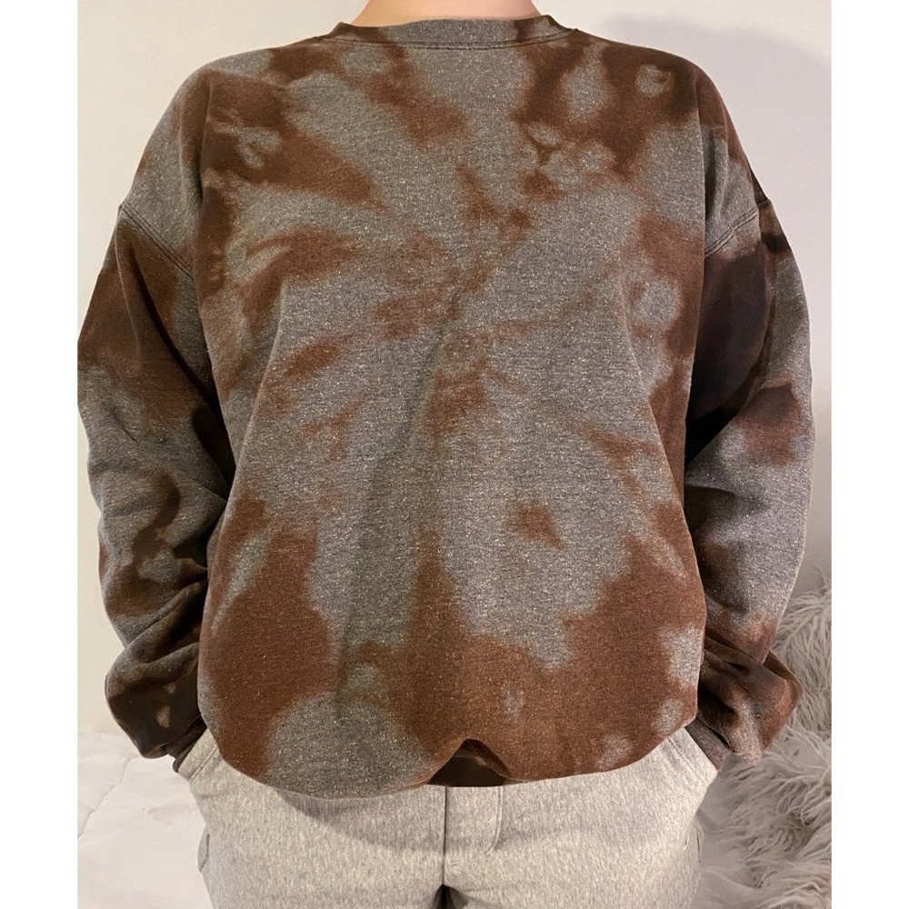 Black Tie Dye Sweatshirt